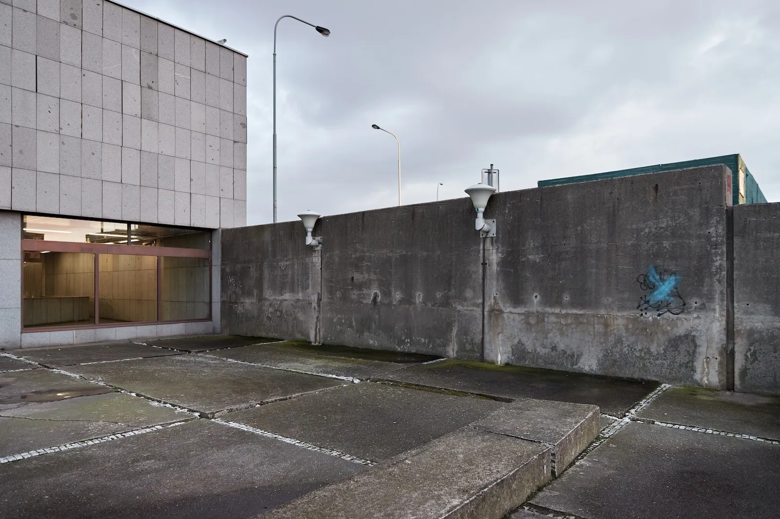 The 1970s station building, photograph of the area as it looks today, source: Marian Beneš